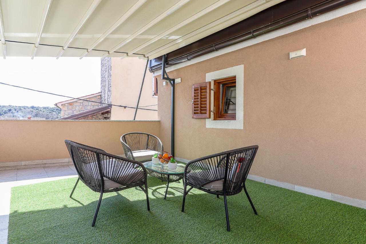 Apartman Juraj I Matej Vrsar Exterior photo