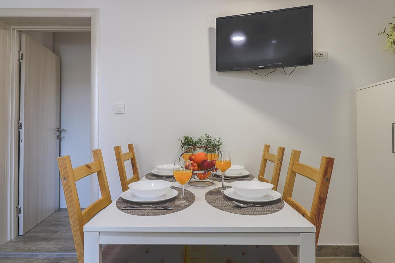 Apartman Juraj I Matej Vrsar Exterior photo