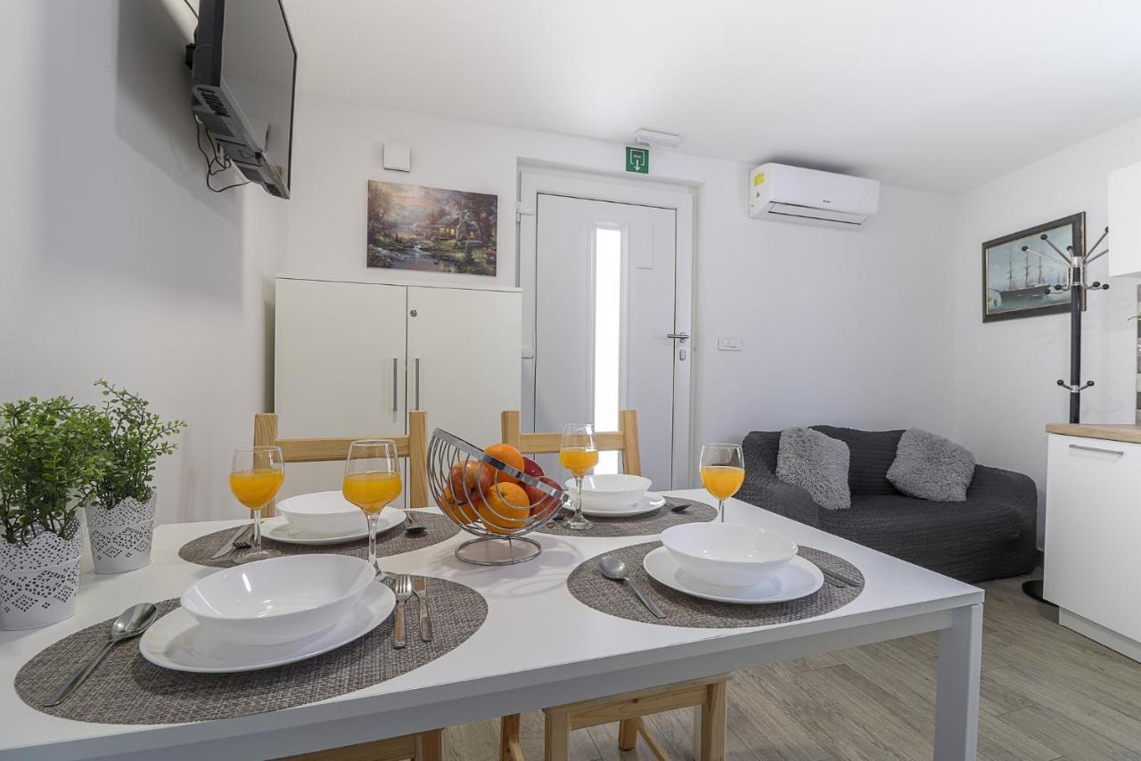 Apartman Juraj I Matej Vrsar Exterior photo